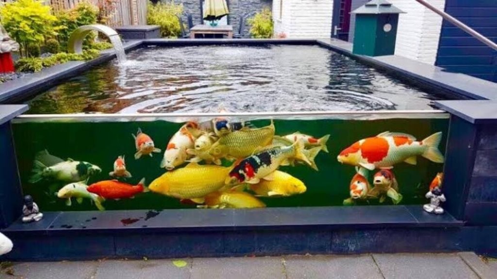 Ciptakan Suasana Asri dan Sejuk Pada Hunian Anda dengan 5 Ide Desain Kolam Ikan Mini di Teras Rumah Berikut